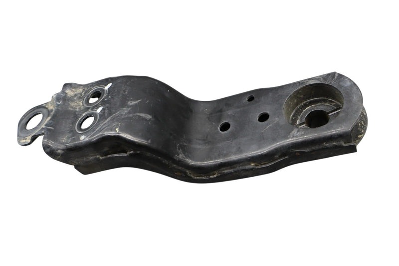 Load image into Gallery viewer, 15-20 Hyundai Genesis G80 Front Left Driver Side Subframe Support Bracket Oem