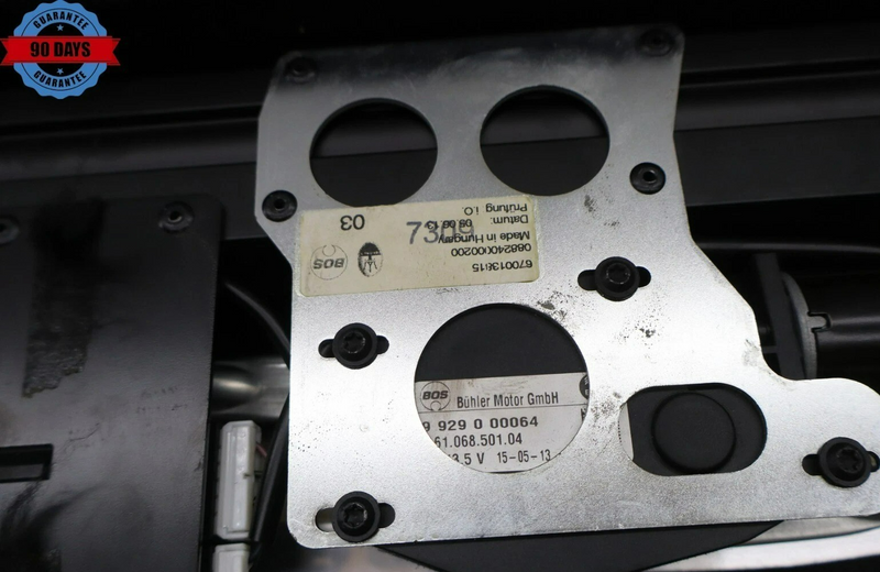 Load image into Gallery viewer, 14-19 Maserati Quattroporte Rear Sunshade W/3rd Brake Light 670013815 Oem