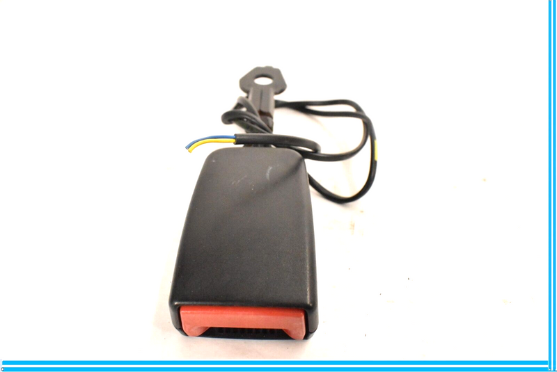 Load image into Gallery viewer, 08-15 MERCEDES C230 C250 C300 C350 C63 W204 LEFT DRIVER SEATBELT RECEIVER BLACK