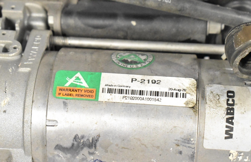 Load image into Gallery viewer, 00-11 Mercedes W219 CLS500 CLS55 AMG Air Airmatic Suspension Compressor Pump Oem