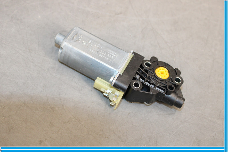 Load image into Gallery viewer, 11-18 Porsche Cayenne Front Right Side Seat Adjust Recliner Regulator Motor Oem