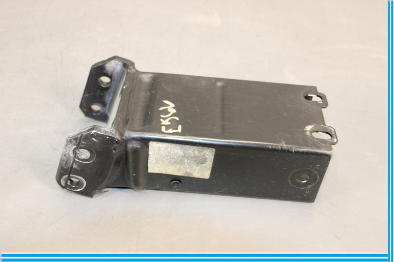 Load image into Gallery viewer, 03-06 Mercedes R230 SL500 Left Side Bumper Reinforcement Bar Oem