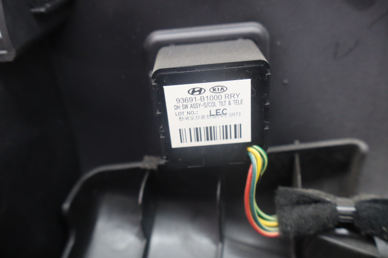 Load image into Gallery viewer, 15-20 Hyundai Genesis Front Left Side Steering Lower Column Cover 84852B1101 Oem