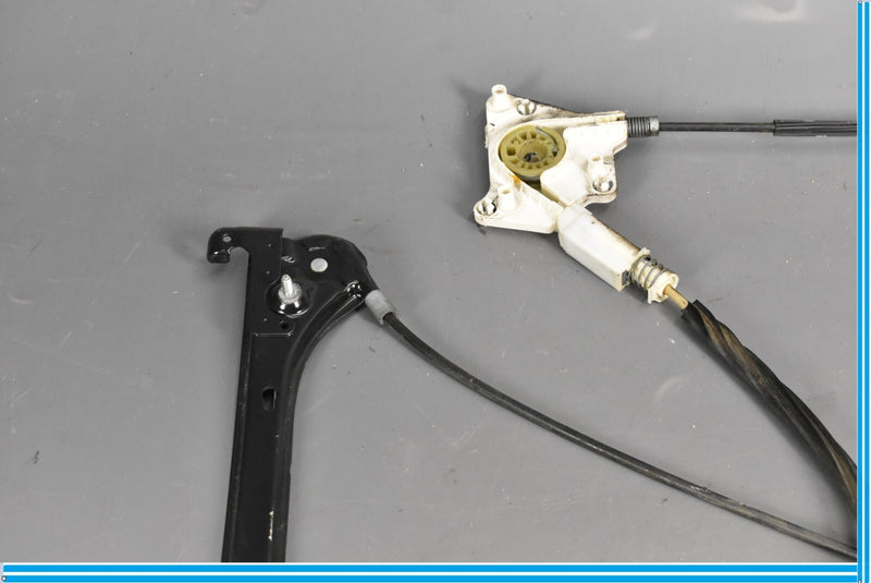 Load image into Gallery viewer, 05-11 Mercedes SLK280 SLK350 Front Right Side Window Regulator Oem