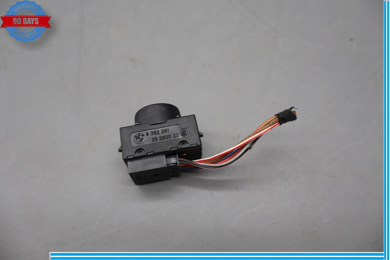 Load image into Gallery viewer, 03-12 Land Range Rover HSE Front Left Driver Seat Lumbar Control Switch Oem