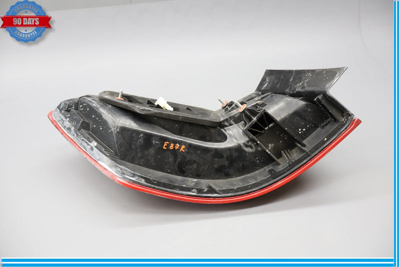 Load image into Gallery viewer, 10-13 Mercedes W212 E350 Rear Right Side Outer Tail Brake Light Lamp Oem