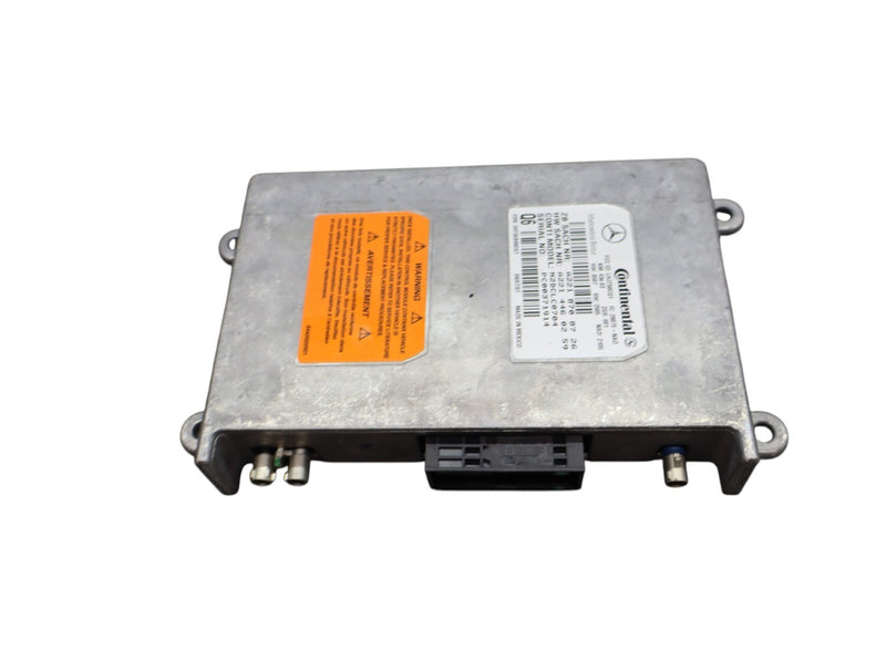 Load image into Gallery viewer, 03-11 Mercedes W219 CLS550 E550 Voice Communication Control Module Unit ECU Oem