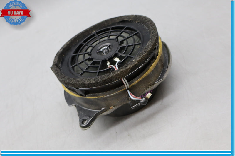 Load image into Gallery viewer, 96-03 Mercedes E320 E430 CLK350 C350 Door Sound Audio Speaker Oem