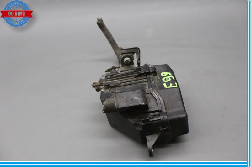 Load image into Gallery viewer, 07-17 Lexus LS460 Engine Bay Fuse Relay Box Compartment Oem
