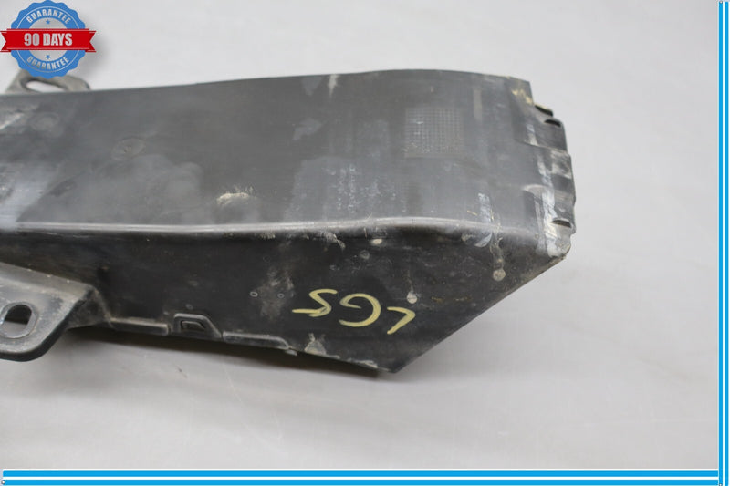 Load image into Gallery viewer, 09-12 BMW 750i 750Li F01 F02 Front Left Driver Side Brake Air Duct / Tube Oem