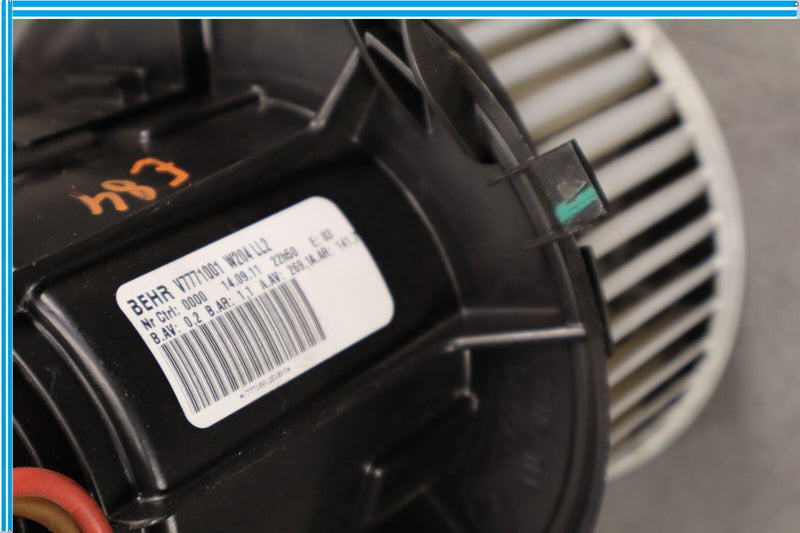 Load image into Gallery viewer, 10-16 Mercedes E350 E500 E550 Heater Blower Motor Fan Assembly Oem