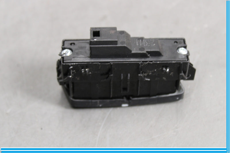 Load image into Gallery viewer, 08-14 Mercedes W204 C250 E350 Front Left Side Door Lock Latch Control Switch Oem