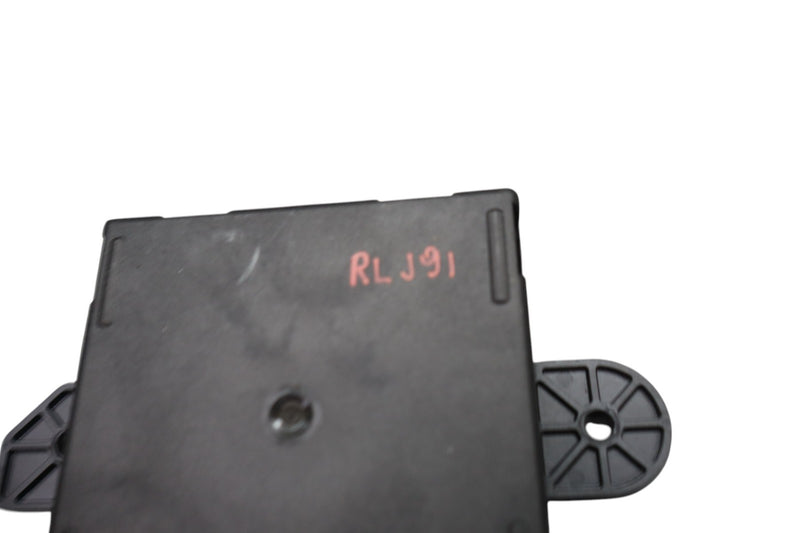 Load image into Gallery viewer, 14-17 Maserati Quattroporte Rear Left Driver Side Door Control Module Unit Oem