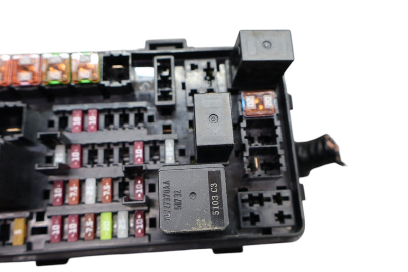 Load image into Gallery viewer, 14-17 Maserati Ghibli Engine Power Junction Distribution Fuse Relay Box Oem