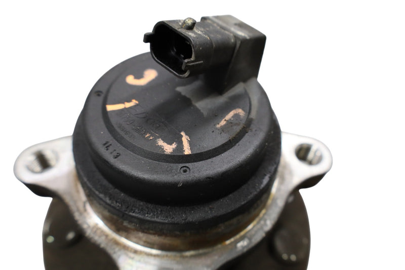 Load image into Gallery viewer, 09-14 Hyundai Genesis Front Left Side Wheel Hub Bearing Assembly 517503MXXX Oem