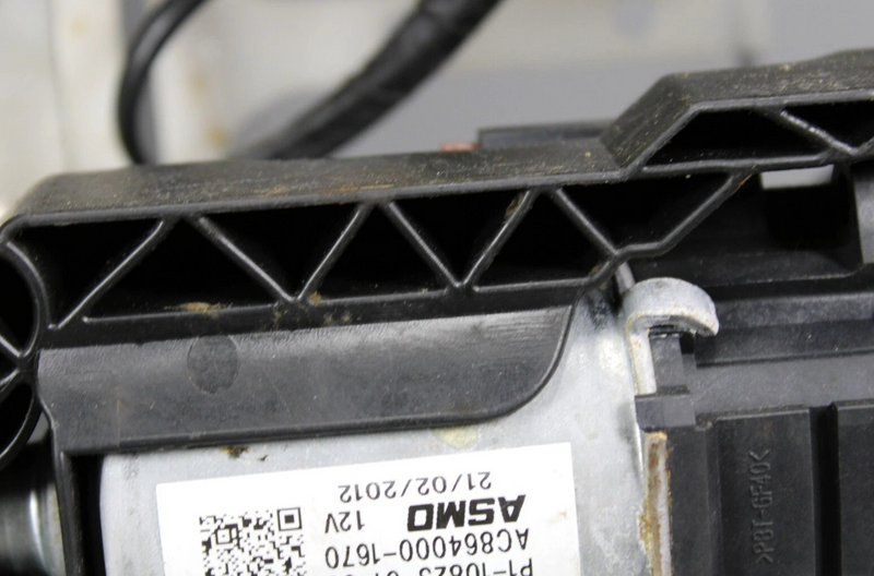 Load image into Gallery viewer, 12-18 BMW 320i 328i F30 Front Right Passenger Side Seat Rail Track W/ Motor Oem