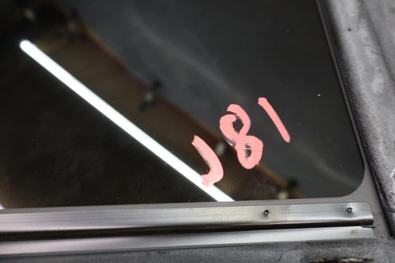 Load image into Gallery viewer, 06-13 LR Range Rover Sport Sun Roof Sunroof Top Glass Window Panel LR044746 Oem