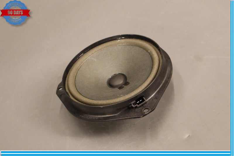 Load image into Gallery viewer, 14-20 Maserati Ghibli Front Right Passenger Side Door Woofer Speaker Oem