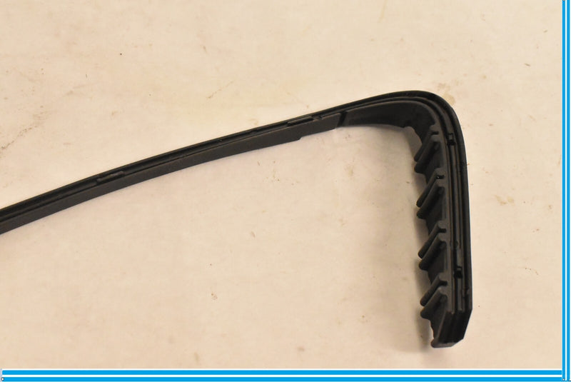 Load image into Gallery viewer, 11-18 PORSCHE CAYENNE FRONT RIGHT DOOR TRIM PANEL BLACK OEM