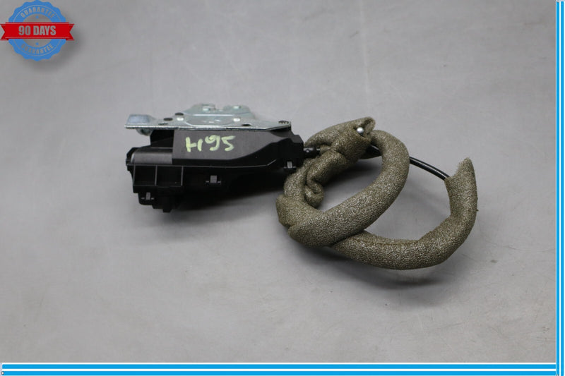 Load image into Gallery viewer, 08-17 Mercedes W207 C250 SLK350 Trunk Lid Latch Lock Actuator 2047500485 Oem