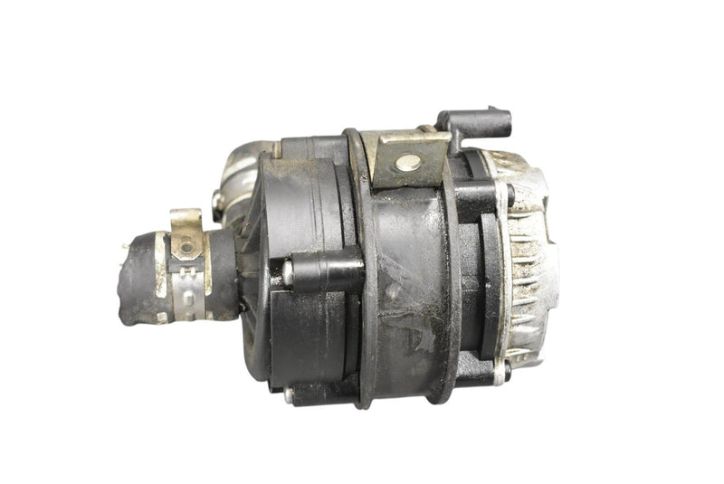 Load image into Gallery viewer, 14-20 Maserati Ghibli Auxiliary Secondary Electric Water Pump 670005347 OEM