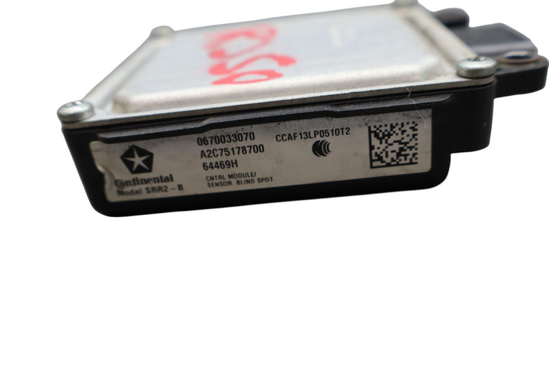 Load image into Gallery viewer, 14-18 Maserati Ghibli Right Side Blind Spot Radar Sensor Module 0670033070 Oem