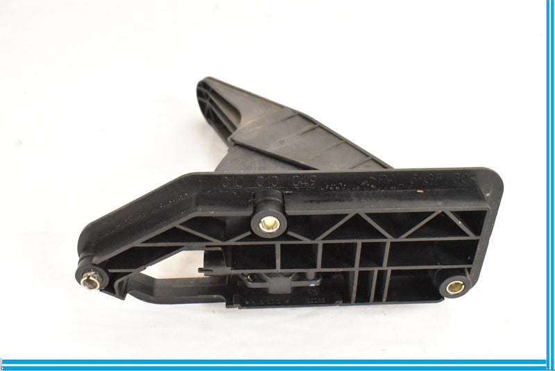 Load image into Gallery viewer, 05-08 Maserati Quattroporte M139 Gas Acceleration Foot Pedal Ferrari 196819 Oem
