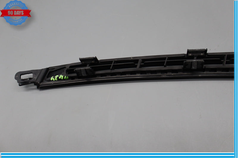 Load image into Gallery viewer, 10-15 Porsche Panamera 970 Right Dash Defrost Vent Grille Grille Trim Panel Oem