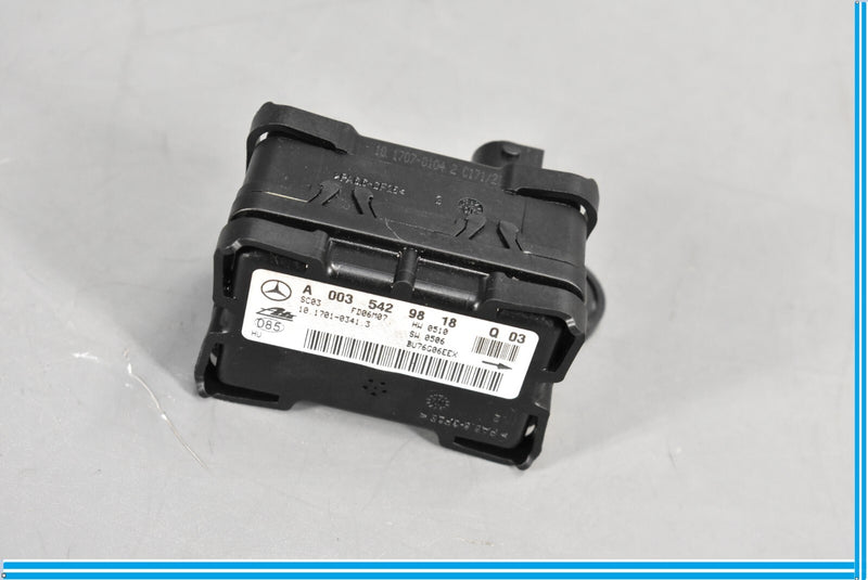 Load image into Gallery viewer, 01-09 Mercedes CLK550 CLK500 W209 YAW Rate Acceleration Turn Sensor Oem