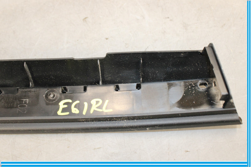 Load image into Gallery viewer, 09-15 BMW 750Li F01 F02 Rear Left Door Window Glass Sunshade Bracket Adapter Oem