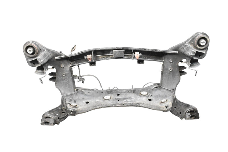 Load image into Gallery viewer, 14-19 Maserati Quattroporte Rear Suspension Subframe Cross Member 670007569 OEM