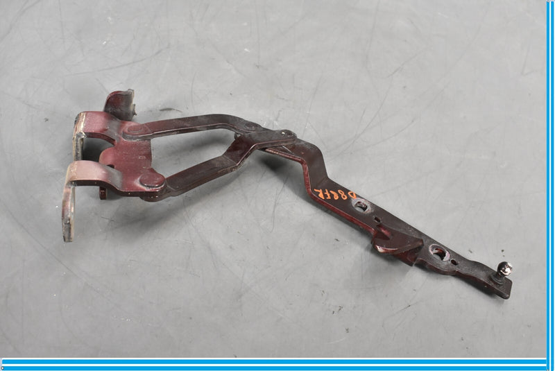Load image into Gallery viewer, 04-13 Maserati Quattroporte M139 Front Right Passenger Side Hood Hinge Oem