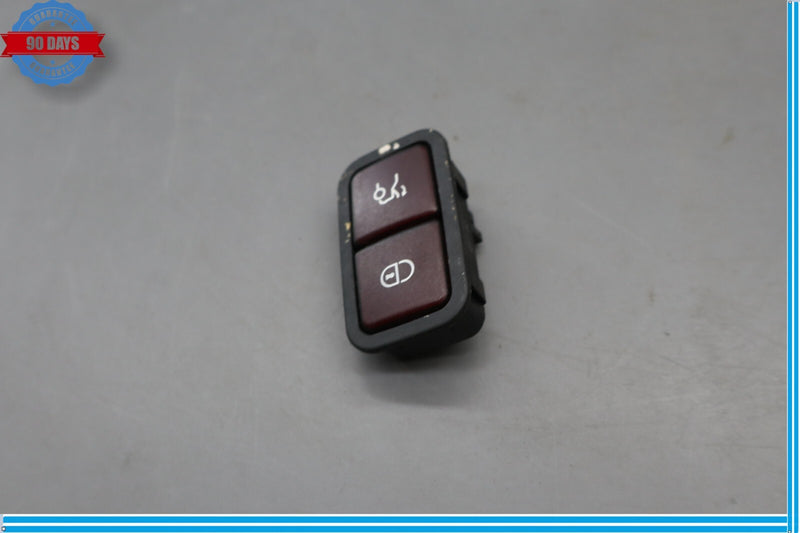 Load image into Gallery viewer, 07-14 Mercedes CLS550 SL550 Trunk Lock Close Button Switch 2208211479 Oem