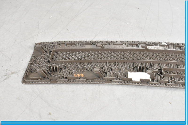 Load image into Gallery viewer, 12-18 Mercedes CLS550 CLS63 CLS400 Dashboard Right Side Grille Cover Trim Oem