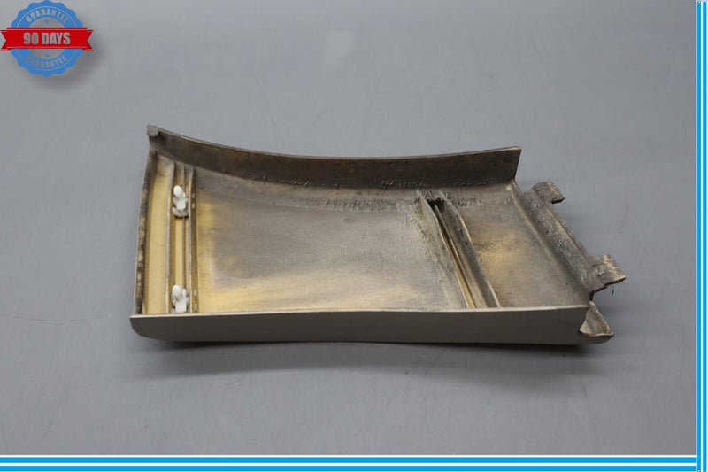 Load image into Gallery viewer, 90-02 Mercedes R129 SL320 SL500 Right Passenger Side Quarter Panel Trim Oem