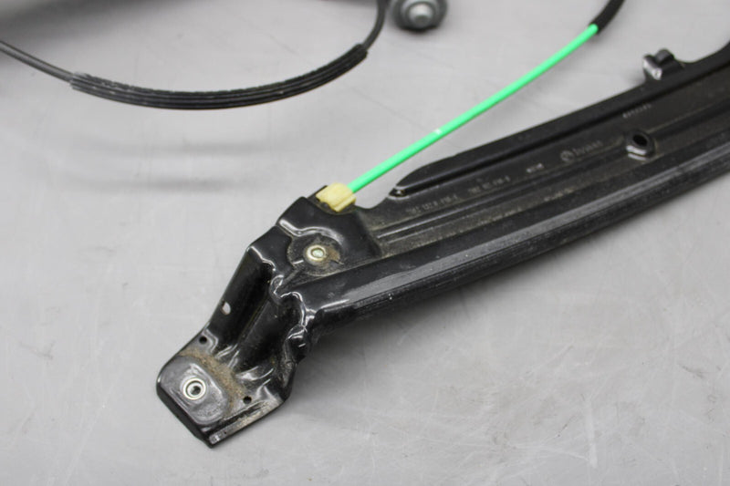 Load image into Gallery viewer, 11-16 BMW 528i 535i 550i xDrive Front Right Side Door Window Regulator Motor Oem
