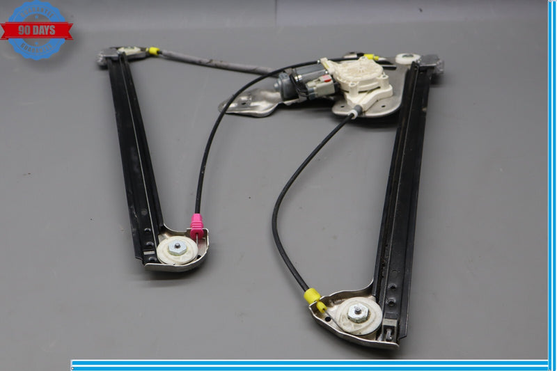 Load image into Gallery viewer, 10-12 Range Rover L322 Front Right Side Door Power Window Regulator W/ Motor Oem
