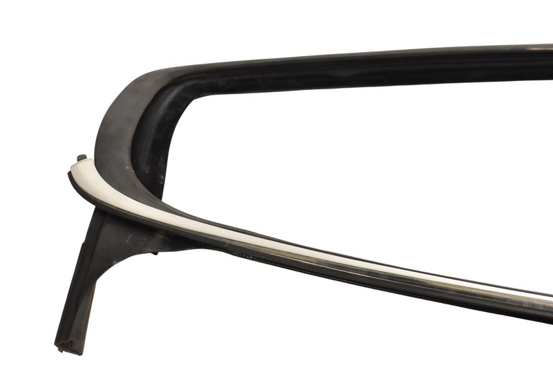 Load image into Gallery viewer, 03-13 Maserati Quattroporte Rear Right Side Window Weather Strip Seal Oem