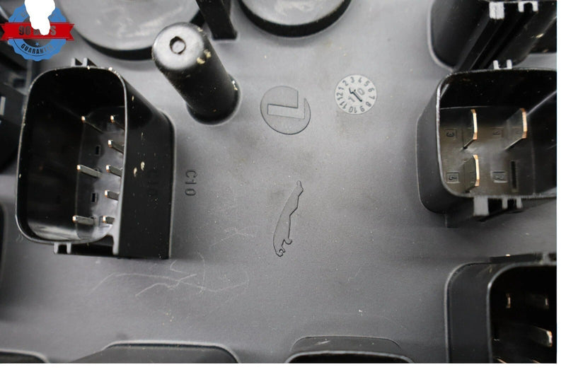 Load image into Gallery viewer, 10-15 Jaguar XJ XJL X351 Front Engine Compartment Fuse Relay Junction Box Oem