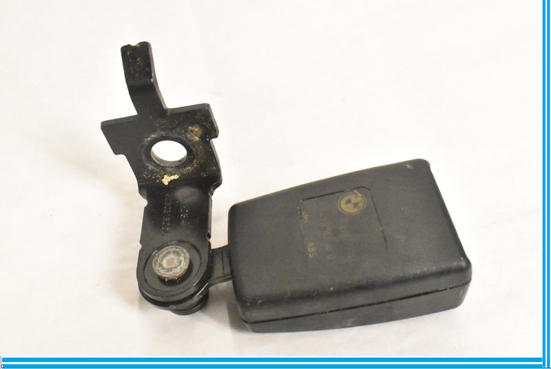 Load image into Gallery viewer, BMW E70 E71 X5 X6 REAR LEFT/RIGHT LOWER SEAT BELT BUCKLE RECEIVER LATCH OEM