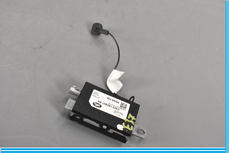 Load image into Gallery viewer, 09-15 Jaguar XF XFR X250 Radio FM Control Antenna Amplifier Module Unit Oem