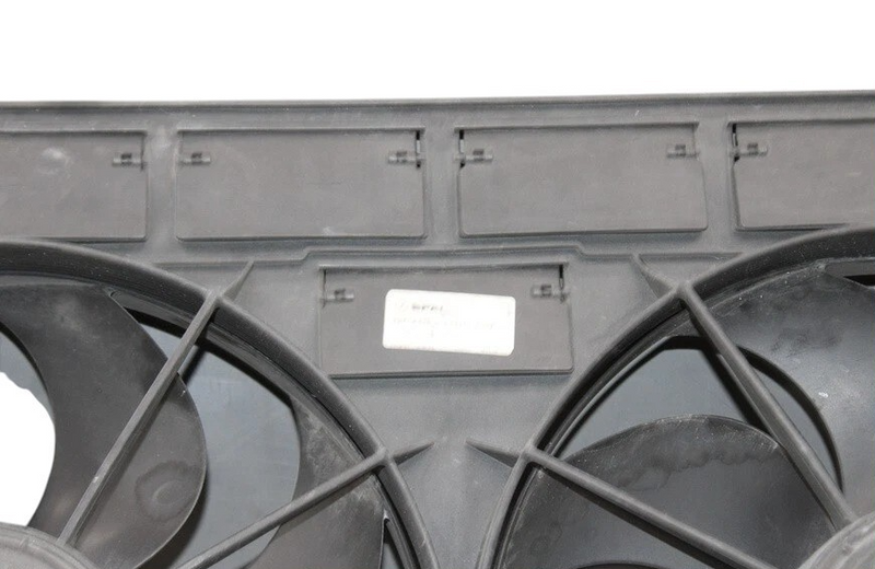 Load image into Gallery viewer, 04-08 Maserati Quattroporte M139 Radiator Cooling Fan Motor Assembly 022760 Oem