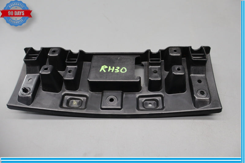 Load image into Gallery viewer, 14-20 Maserati Ghibli Front Right Passenger Side Seat Guard Cover Support Oem