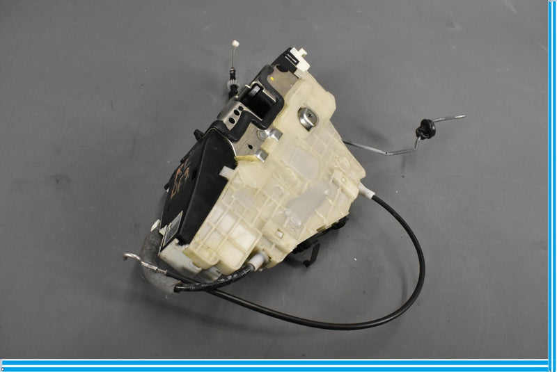 Load image into Gallery viewer, 07-13 Mercedes S550 S400 W221 Rear Left Door Lock Latch Actuator Keyless Oem