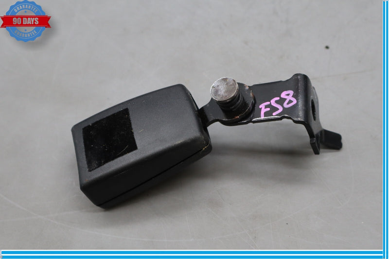 Load image into Gallery viewer, 08-14 BMW X5 X6 E70 Rear 2nd Row Right Side Seat Belt Seatbelt Buckle Oem