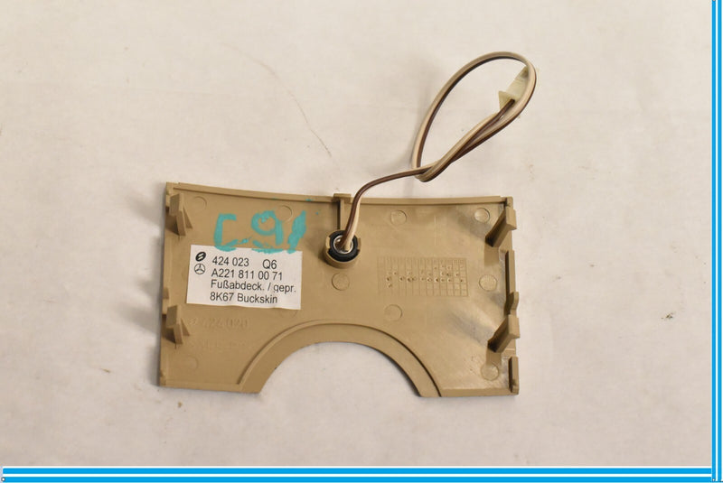 Load image into Gallery viewer, 07-14 Mercedes W216 CL600 S63 AMG Overhead Dome Light Cover Trim 2218110071 OEM