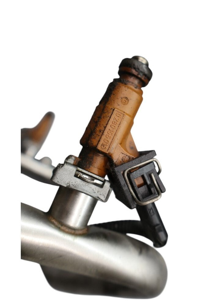 Load image into Gallery viewer, 00-06 Mercedes R230 SL500 CLK430 Fuel Injector Rail W/ Injectors 1130700095 Oem