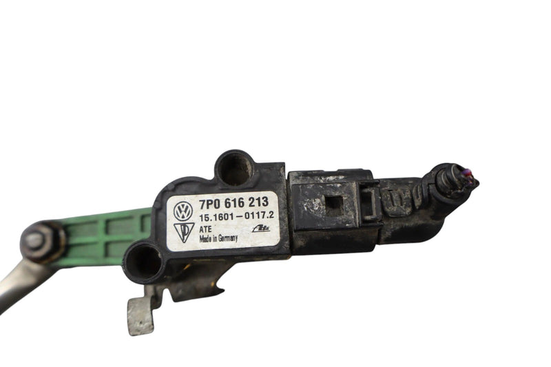 Load image into Gallery viewer, 11-17 Volkswagen Touareg Front Left Headlight Ride Height Level Sensor OEM