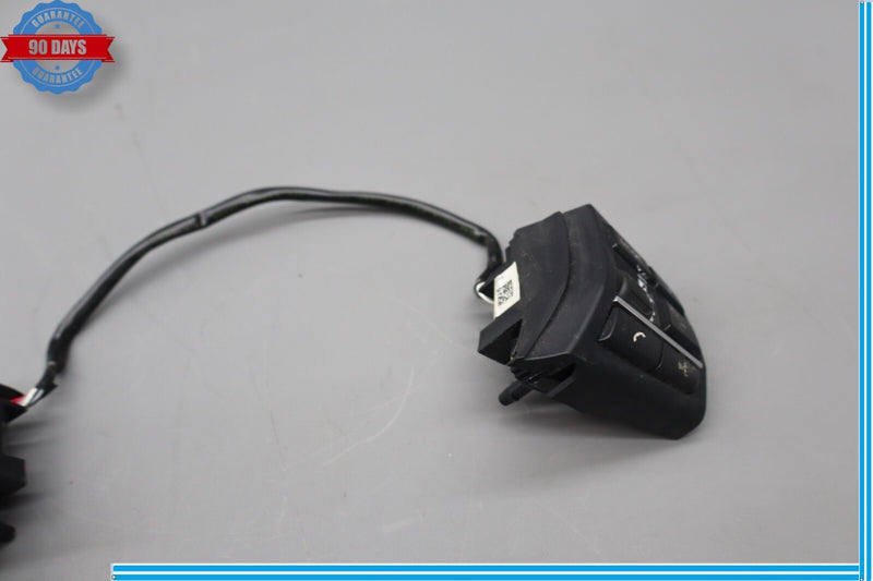 Load image into Gallery viewer, 09-15 BMW 750Li 750i F01 F02 Steering Wheel Multifunction Control Switch Oem