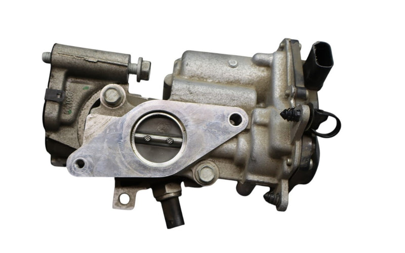 Load image into Gallery viewer, 17-23 Alfa Romeo Giulia 2.0L Engine Gas EGR Exhaust Recirculation Valve Oem